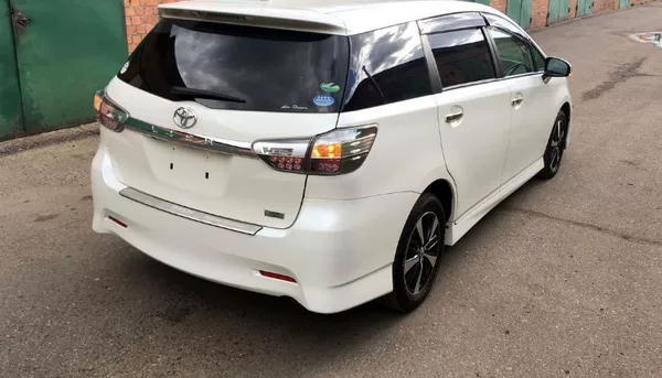 Товары от 鑫锦龙汽车用品改装商行