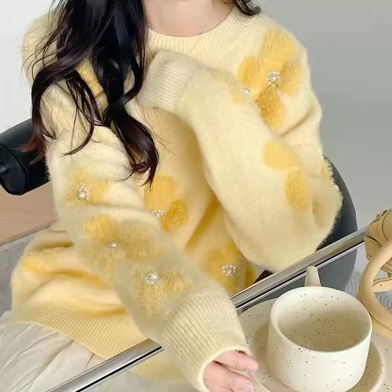 Thickened Loose Floral Mink Velvet Sweater for Women, Autumn and Winter Half-High Collar Mohair Base Knit Top Sweater