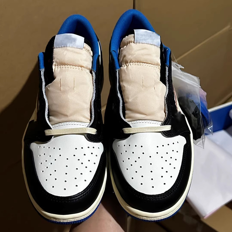 Travis Scott 2.0 Three-Party Collaboration Low-Top Basketball Shoes for Men and Women, Lightning White, Blue and Black Dm7866-140