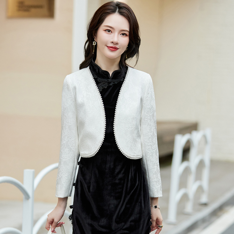 Chanel-Style Short Jacket for Women, 2026 Spring New Slim-Fit Versatile Shawl Long-Sleeve Cardigan, Suitable for Pairing with Cheongsam Dresses