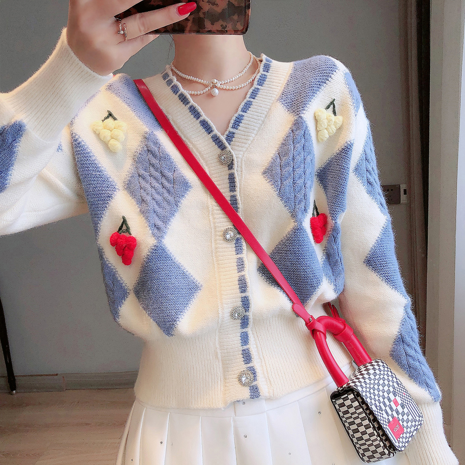 2022 New V-collar Coloured sweater-knitted sweatshirt with a short long sleeve autumn and winter hit bottom blouse