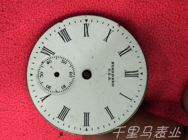 Foreign Disk Machinery Antiques Old Huaimeter Watch Movement Second-hand Old Hanging Watch Demolition Old Core Accessories Transfer Handling