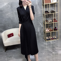 Large size dress female fat mm200 kg spring dress waist thin professional pleated shirt age-reducing foreign atmosphere long skirt