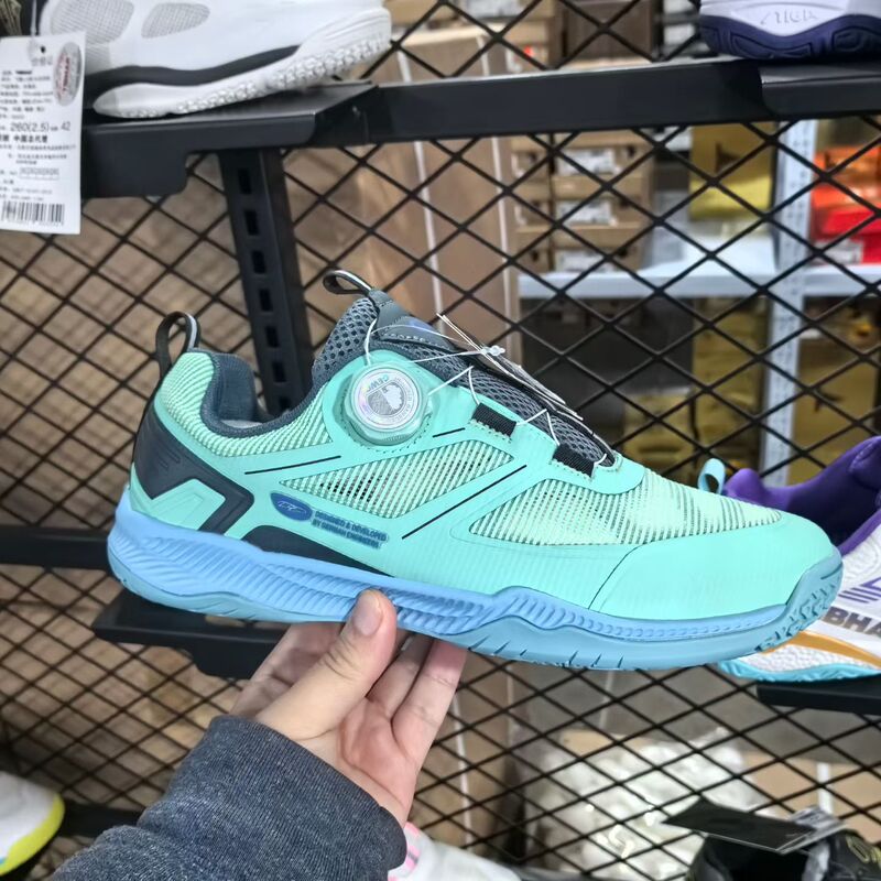 New Gewo Table Tennis Shoes for Men and Women, Professional Sports Shoes, Same Model as Queen Tianti, with Firefly Buttons