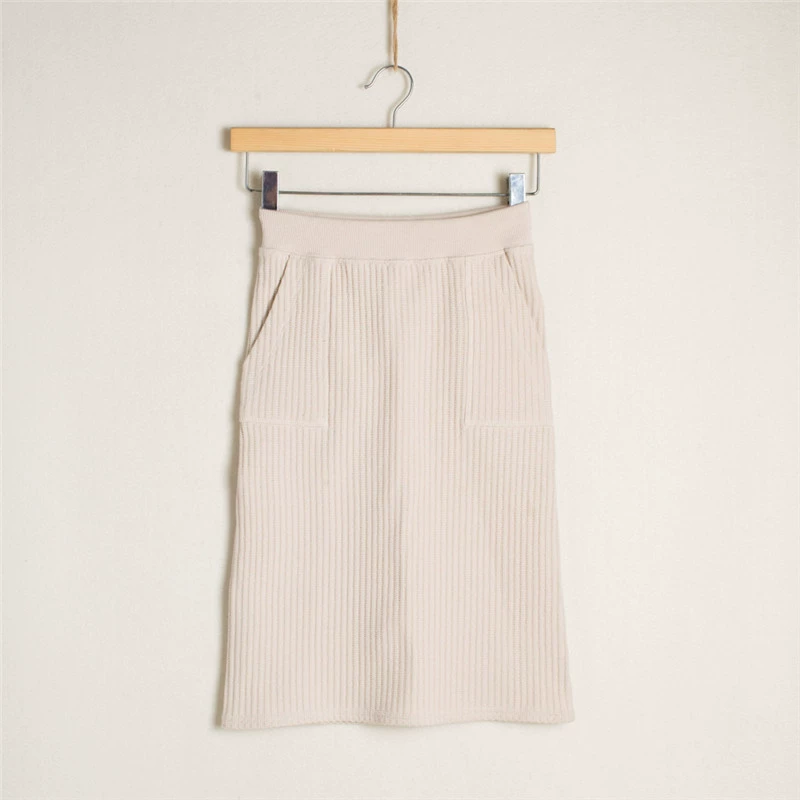 Xuất khẩu sang Nhật Bản nửa chiều dài váy mùa xuân và mùa thu của cha mẹ-trẻ em sợi thun cotton mềm mại màu dài qua đầu gối váy một bước 1618 - Váy