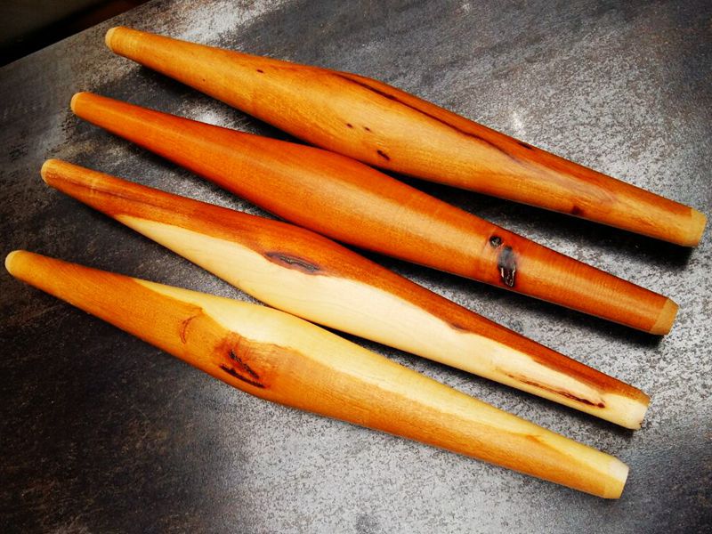 Baijimo Roujiamo special fish maw rolling pin curved noodle stick middle thick two small pressure noodle stick solid wood defective