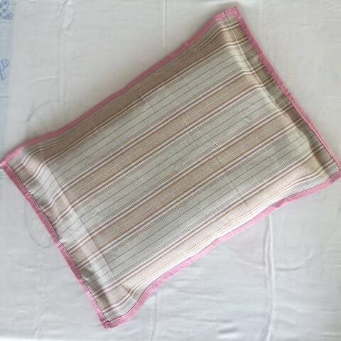 Gối vải thô cũ - Khăn gối áo gối