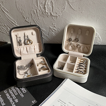 Carmen portable simple black and white jewelry storage box jewelry travel portable necklace bracelet ring gift box