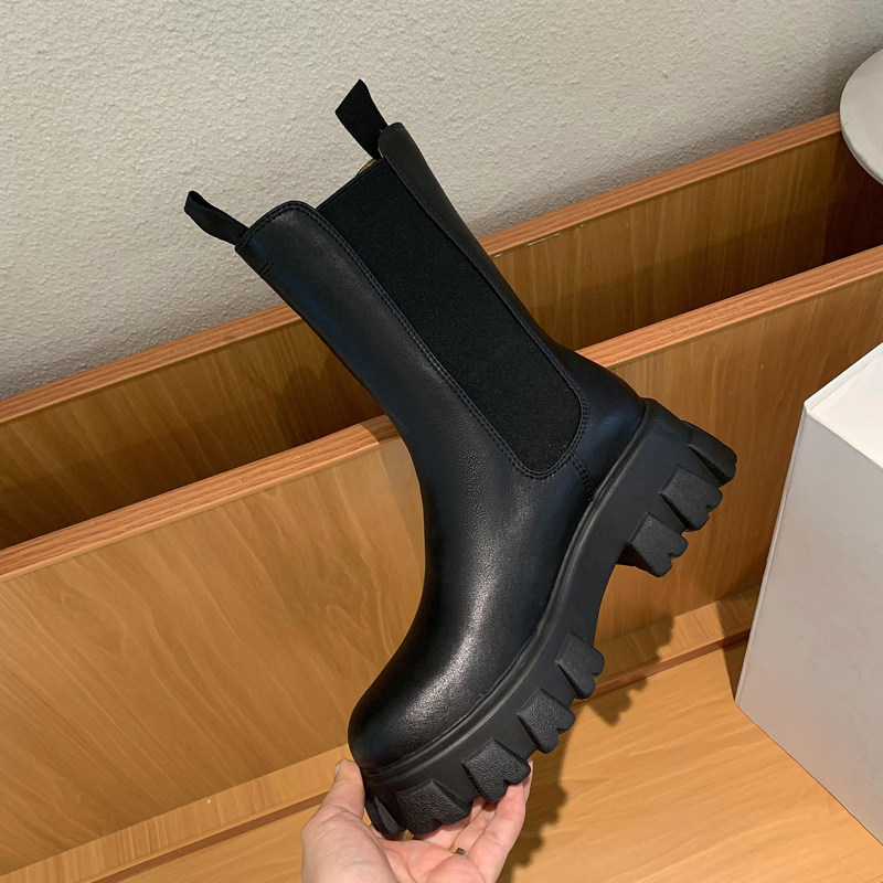 Chelsea Short Boots Woman 2021 New Inn Wind Martin Boot Summer Thin Middle Cylinder Thick Bottom Genuine Leather Cigarette Boots