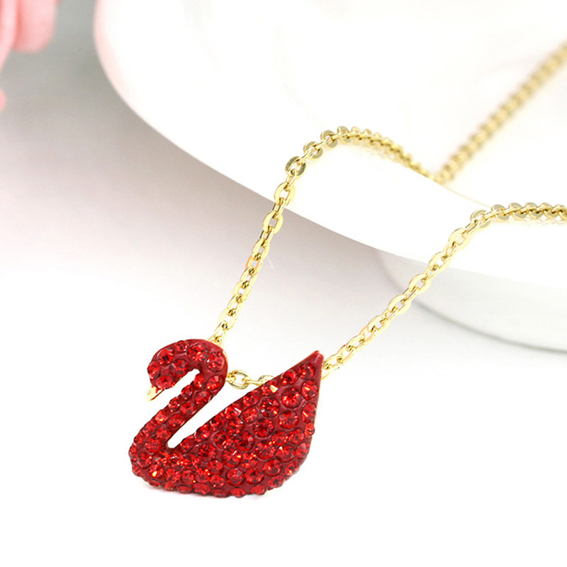Swarovski/施华洛世奇正品红色小号天鹅女士锁骨项链5527407礼物