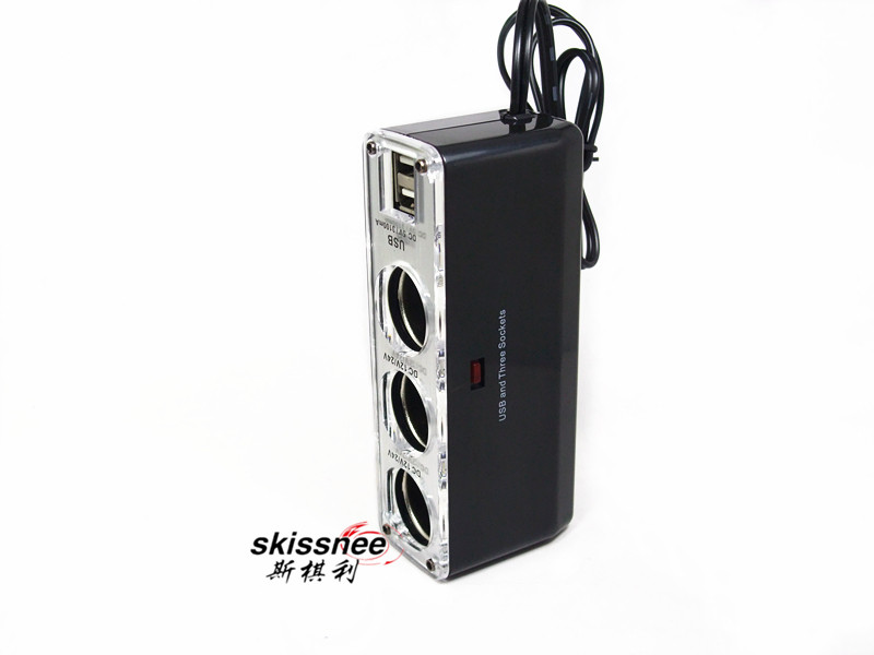 3.1A Dual USB Car Phone Charger, One Cigarette Lighter Adapter, Three Sockets, 3-Hole Car Charger