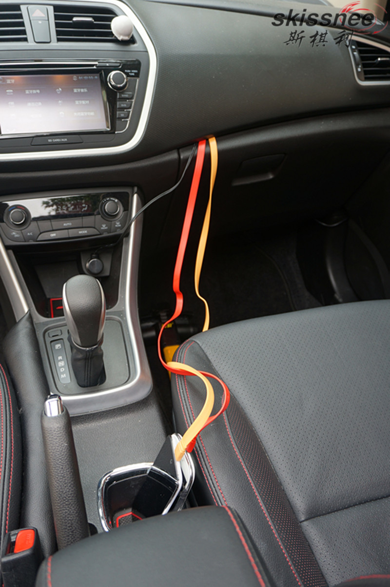 3.1A Dual USB Car Phone Charger, One Cigarette Lighter Adapter, Three Sockets, 3-Hole Car Charger