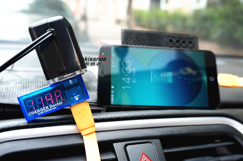 3.1A Dual USB Car Phone Charger, One Cigarette Lighter Adapter, Three Sockets, 3-Hole Car Charger
