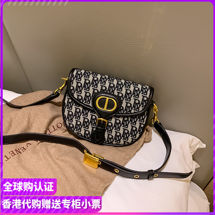 MAVISMK women's bag 2020 new wave one-shoulder sloping bag female Montaon bag old flower mini saddle bag