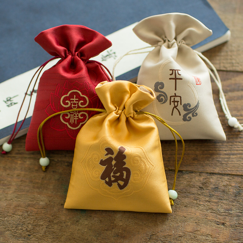 Blessing bundle mouth silk embroidery cloth bag closure retro square bag text play jewelry storage bag hand string Buddha beads bag sachet empty bag