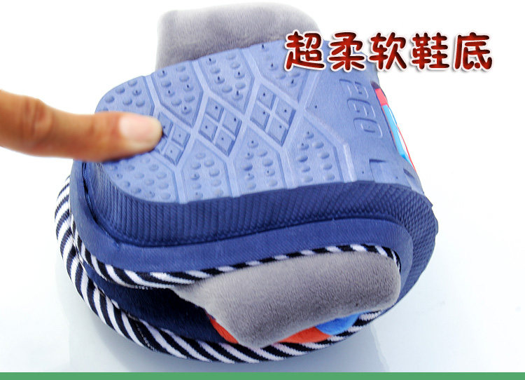 Pantoufles enfants en suède pour hiver - Ref 1006447 Image 14