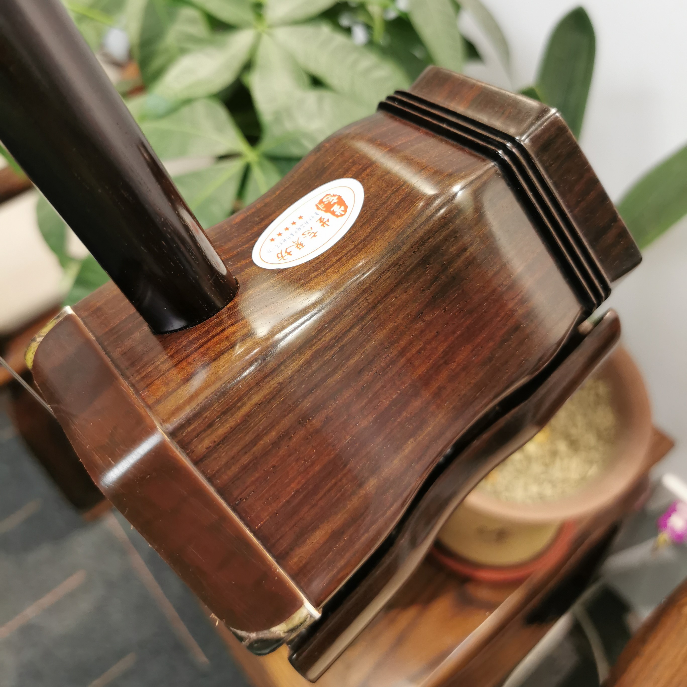 Select the skin and select the piano frame customization Ming and Qing old material old mahogany erhu Suzhou Xiao Haiqiu master pro-production