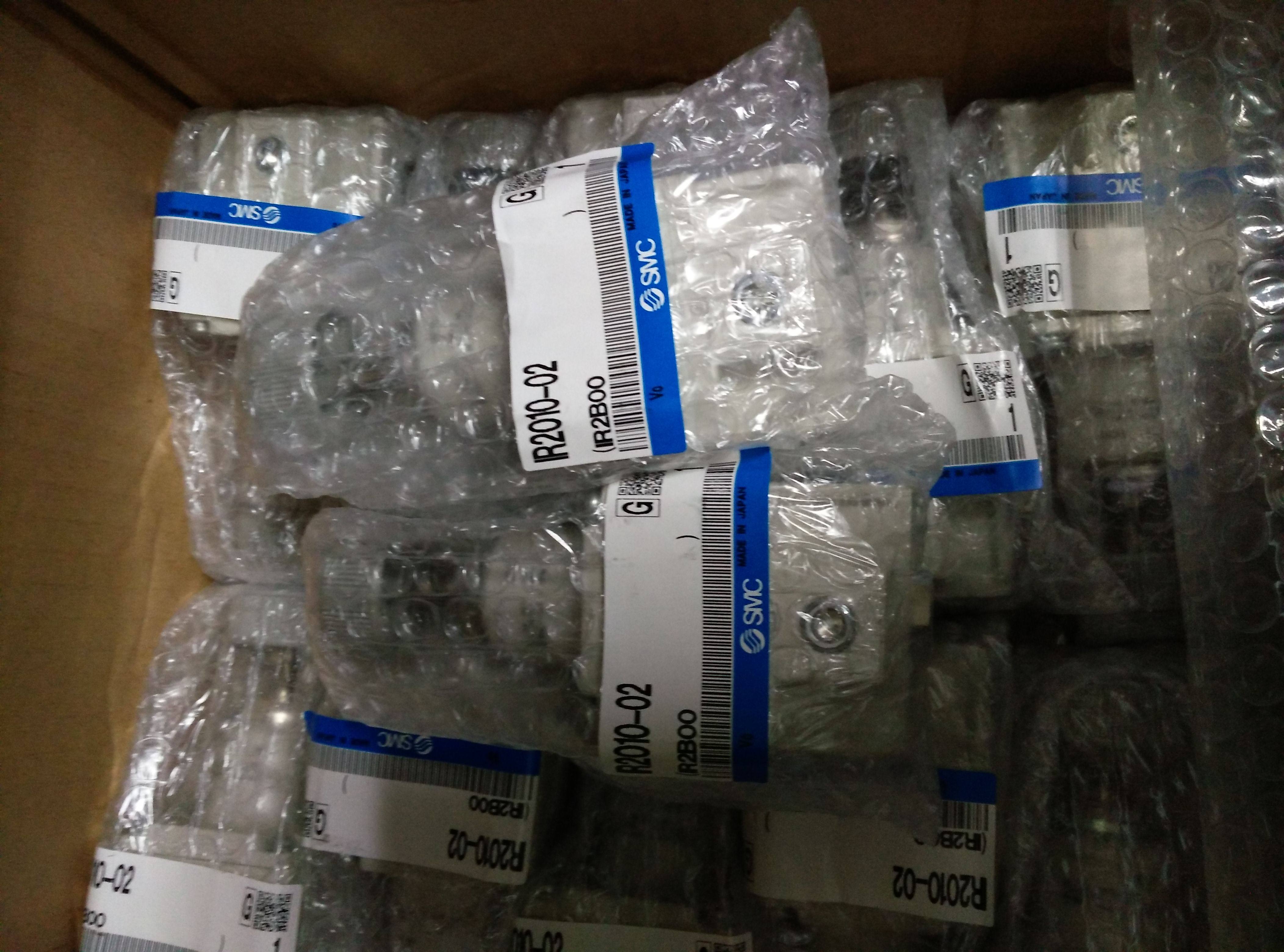 SMC brand new original dress precision pressure adjustment valve IR1020 2010 2020-02-A, etc.