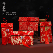 Wedding change red envelope Wedding supplies gift ten thousand yuan Wedding creative employment gold red envelope cloth red bag bag