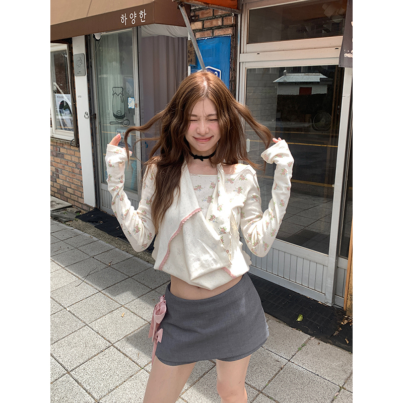 Mischief of Cookie Fairy Tale Castle” Original Versatile Floral Long-Sleeve T-Shirt Knit Top