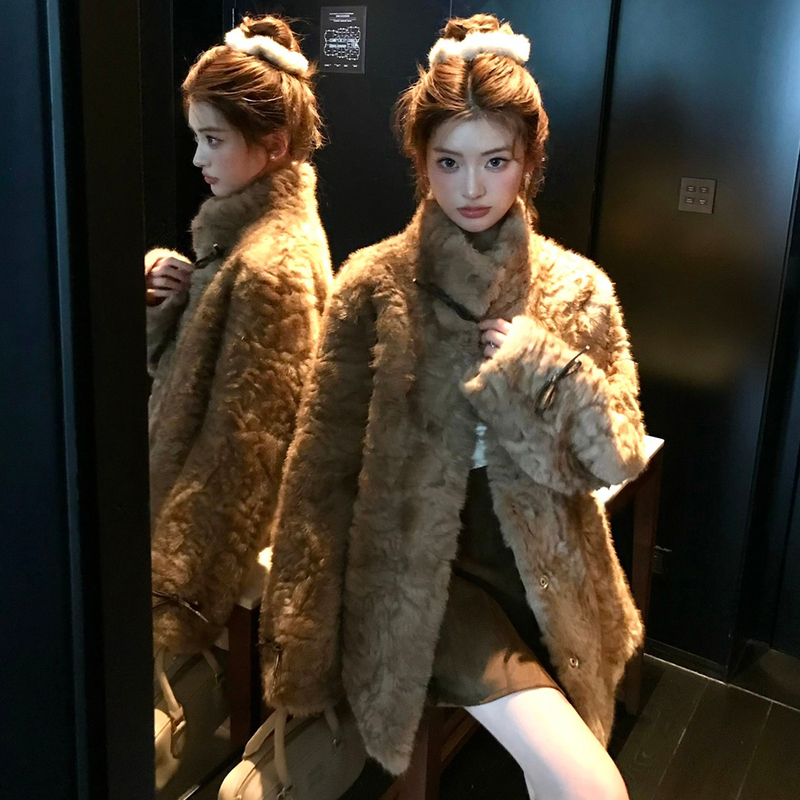 2025 Winter New Fur Integrated Coat for Women, Mid-Length, Thickened, Warm, Stand Collar, Faux Fur, Lamb Wool Coat