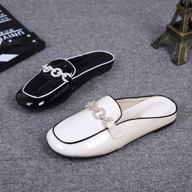 European station 2022 summer new round head flat bottom no heel outer wear women's sandals all-match lazy shoes Muller shoes