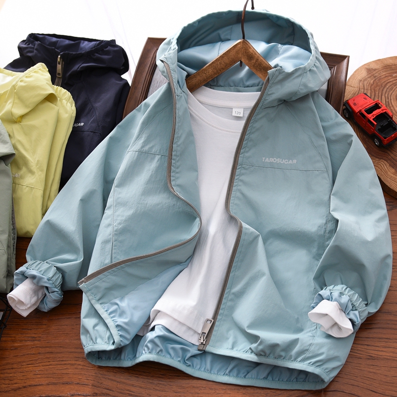 Boys' Jacket, Spring and Autumn Style 2026, for Older Boys, Waterproof Textured Children's Jacket, Windbreaker, Suitable for Parent-Child Matching