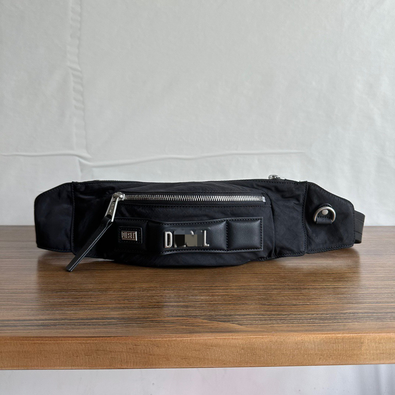 New Black Waist Bag with Retro Metal Letters and Single Shoulder Crossbody Chest Bag