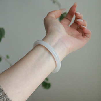 Xinjiang special grade white jade bracelet, you will pay ten if you get a fake one