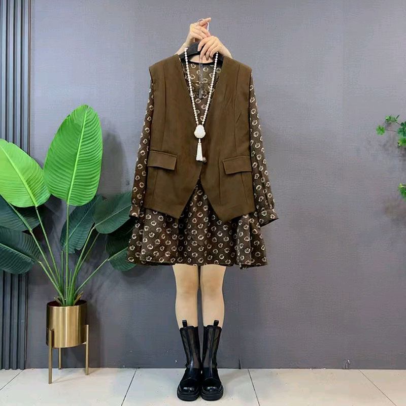 Autumn French V-neck shirt, vest and skirt two-piece set