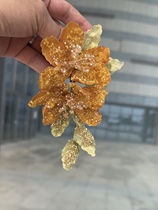 Meiko original golden new Chinese style bridal headwear and makeup styling Xiuhe accessories photo shoot wedding travel shoot