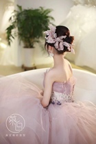 Meikos original fairy-like large-branch handmade flower bridal hair accessories and makeup styling studio photos and outdoor travel photos