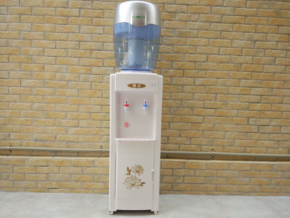 Xial nước thẳng đứng thùng nước máy nước xô nước hộ gia đình tiết kiệm năng lượng chống khô đá nóng thiết bị nhà bếp nhỏ máy lọc nước samsung