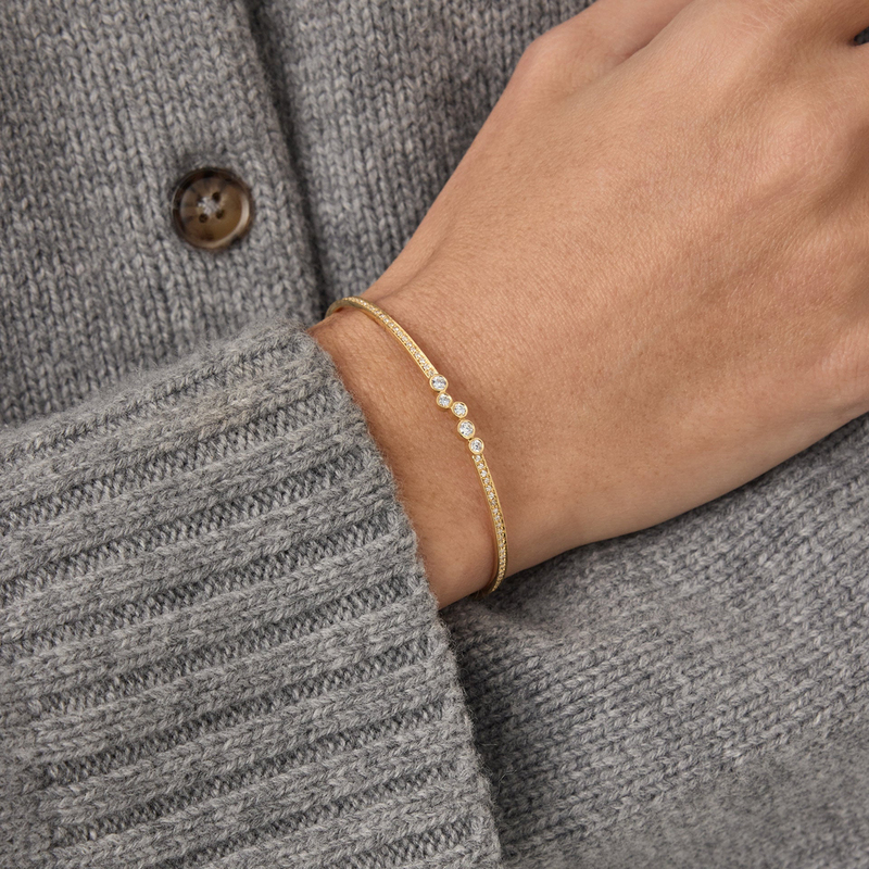 18K Gold Cultivated Diamond Bubble Bracelet Women's Light Luxury Niche Design Casual and Easiest for Match