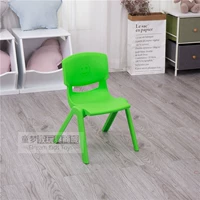 Зеленое кресло