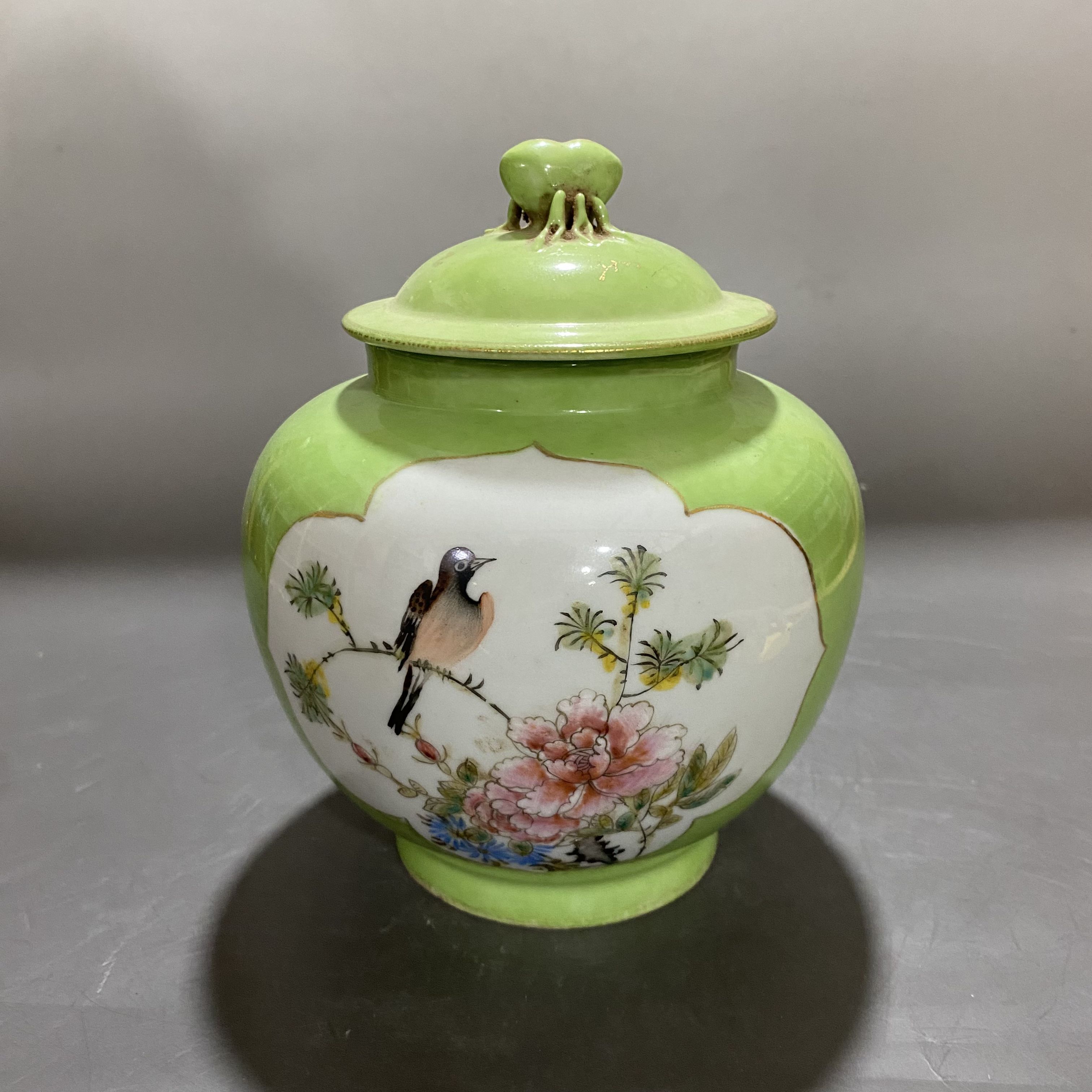 中国古玩　福建漆器 金彩画　大花瓶　台付 仿大清乾隆粉彩大吉大利公鸡纹扁花瓶古董古玩瓷器复古摆件工艺品