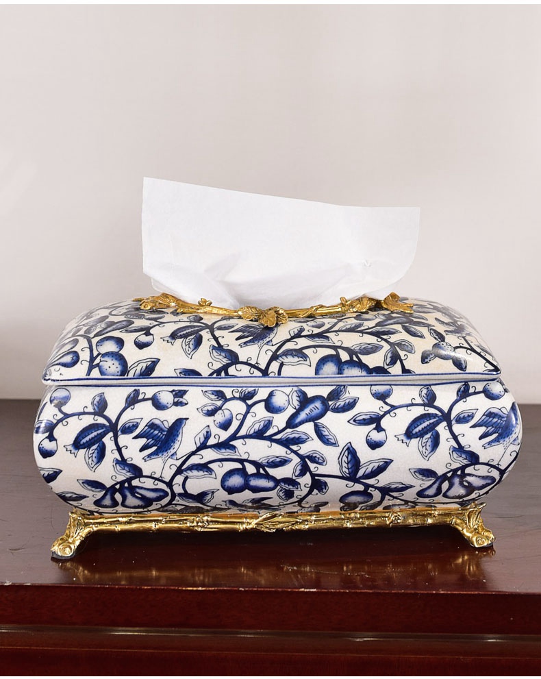 The New Chinese blue and white porcelain ceramic light much wind tissue boxes sitting room tea table dining - room table household decorative furnishing articles paper box