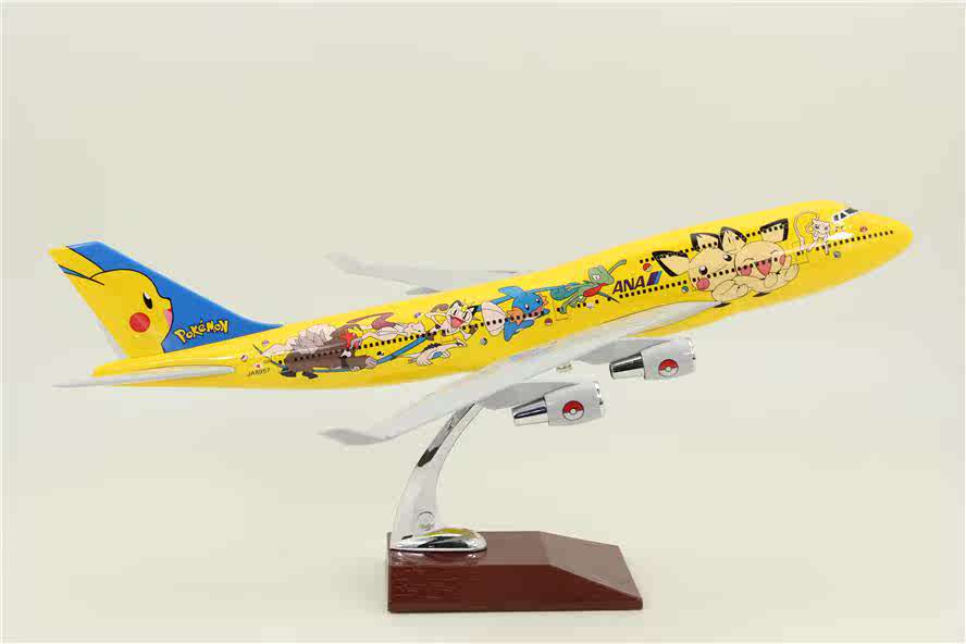 Aircraft model Airbus A380 Boeing B747ANA All Nippon Airways Pikachu Painted Passenger Jet Model Pendulum