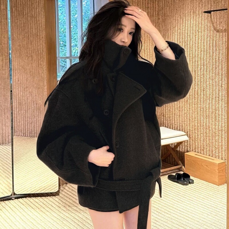 Black Stand-Up Collar Thickened Woolen Coat for Women, Short Style for Petite Figures, 2025 Winter New Korean Style Loose Woolen Overcoat