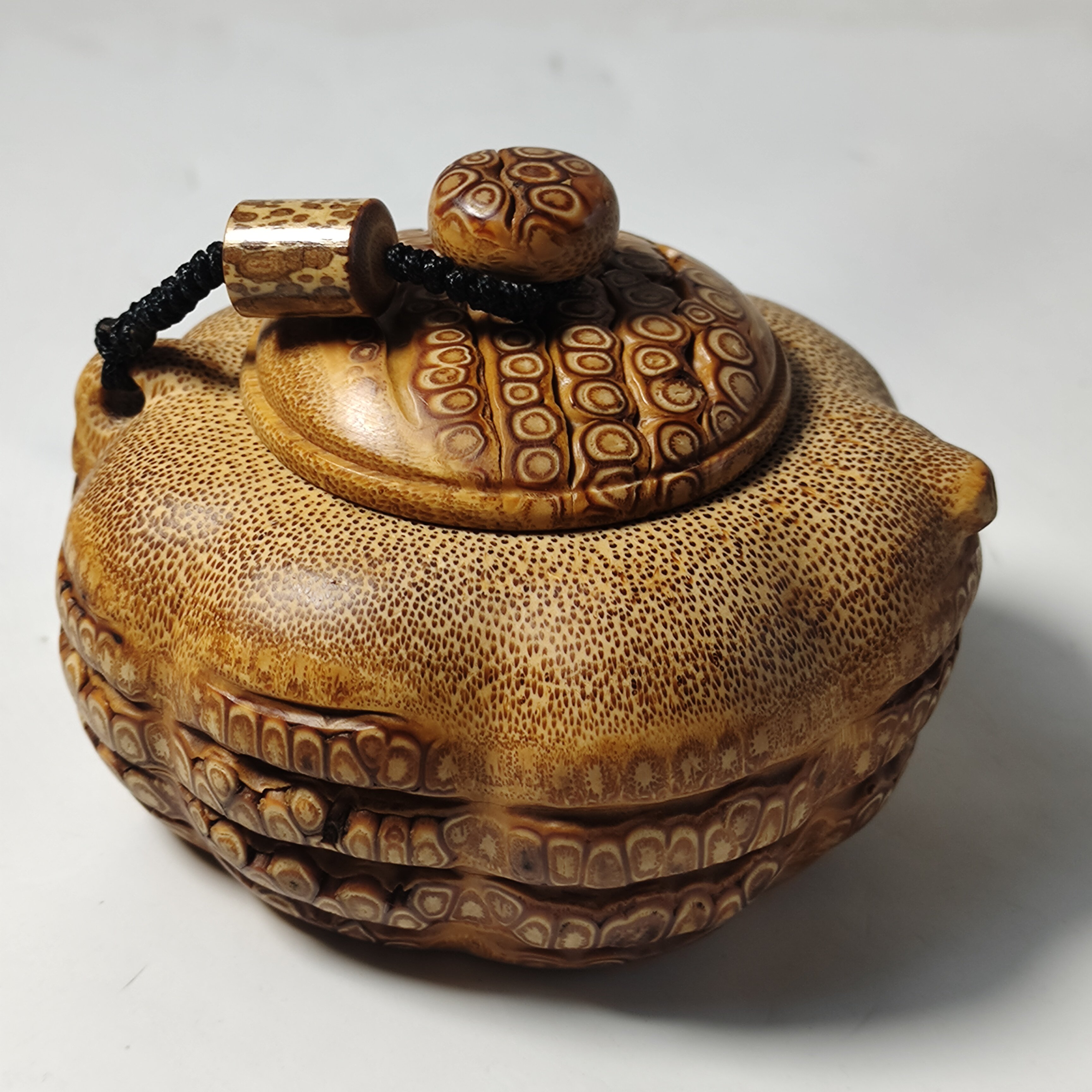 古董木雕笔筒：竹雕十八罗汉的魅力-竹雕/竹制品-淘宝好物网