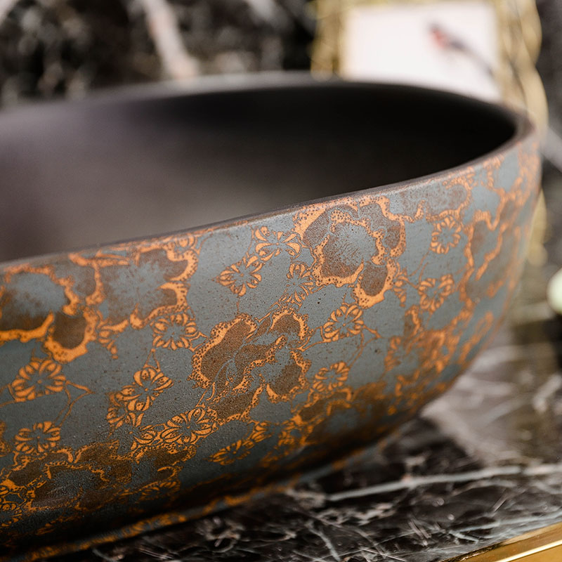 On the ceramic lavabo oval antique creative sanitary ware for household decoration art the pool that wash a face basin, toilet