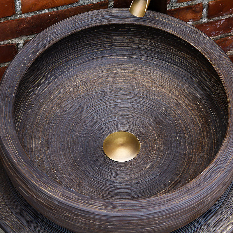 Vertical to the sink basin of pillar type column ceramic bathroom toilet is suing balcony ground the pool that wash a face basin