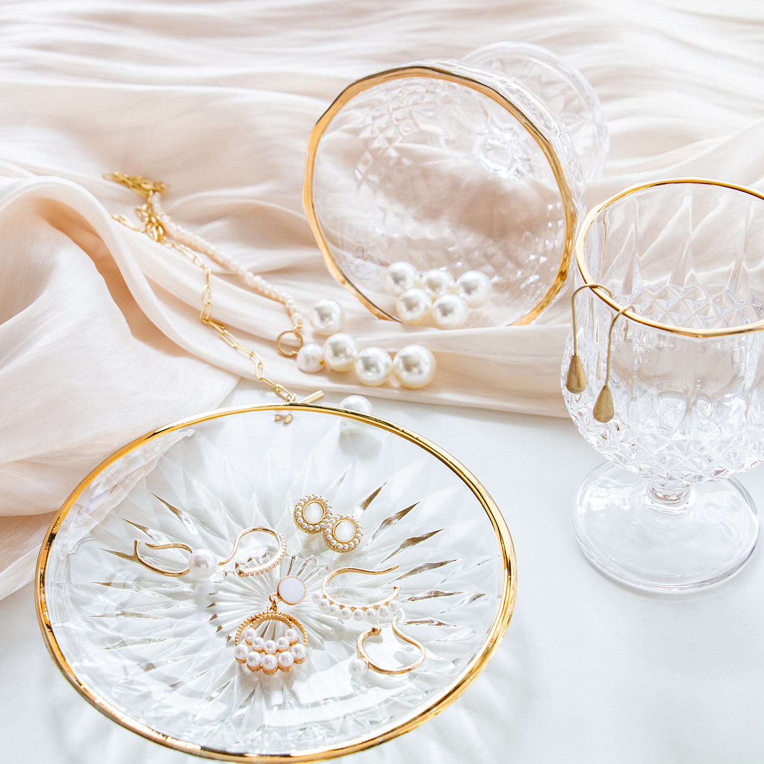 Pins Phnom Penh High footed cup Diamond plate Light Extravaganza Golden Cup PHOTO Photo Props Accessories Photography Background Decoration