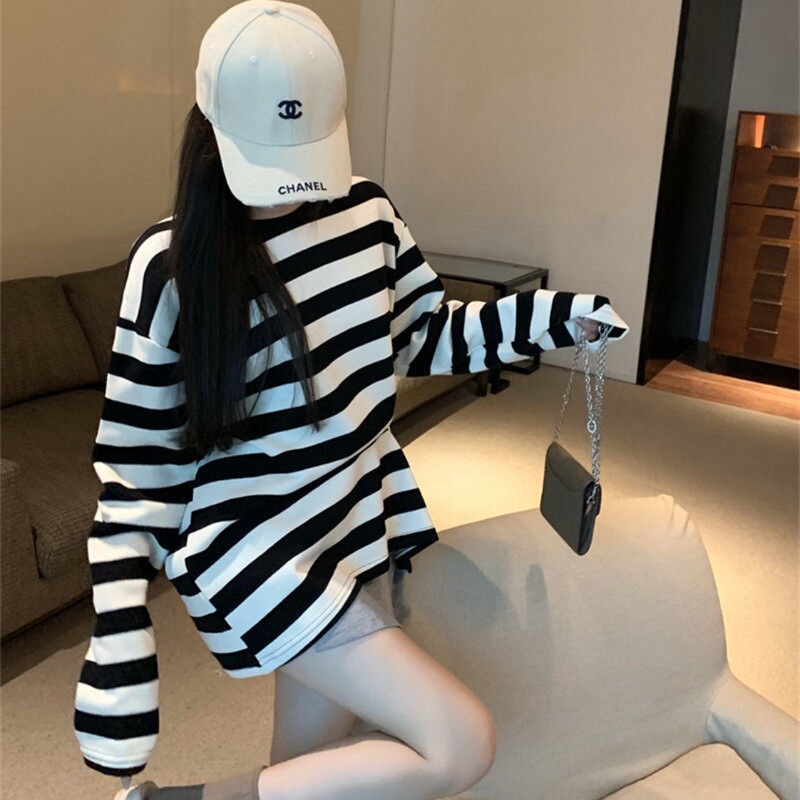 27 Striped Long-Sleeve Black and White Round Neck Women's Autumn Loose Pullover Top Striped Women's Top