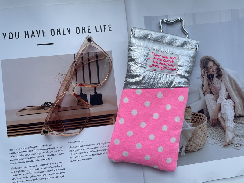 Original Handmade Korean Imported Fabric Fluorescent Polka Dot Silver Color-Blocked Fashion Eyewear Storage Bag Squishy Bag with Elastic Pieces
