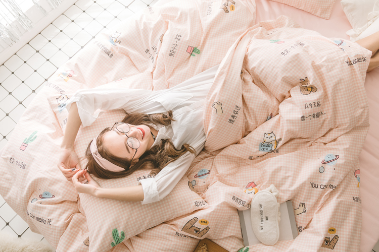 Chăn bông nhỏ tươi che chăn đơn mảnh chăn bông sinh viên ký túc xá giường đơn nhà đôi chăn bộ chăn ga gối đẹp