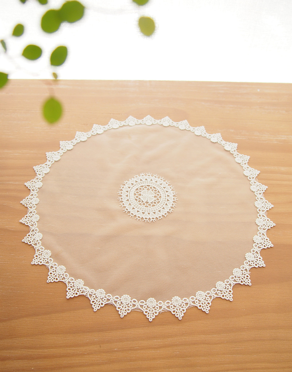 Imported white embroidered crushed lace with round dining cushion Decorative Cup Mat Wedding Photography Desk Cloth A-07