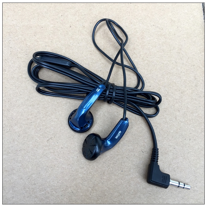 老店原装丰达单元耳机深海 vs 森海mx500：谁才是音质王者？