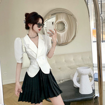Fashionable waist temperament suit short sleeve shirt top female 2021 summer Korean version of high waist half pleated skirt set