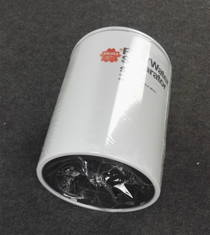 Diesel oil-water filter cartridge suitable for small pine PC200-8M0 210 PC220-8M0 PC240-8M0 dredger